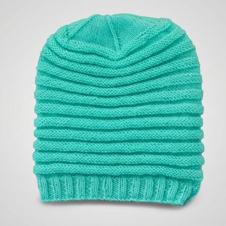 Beginner friendly kids beanie knitting pattern made using knit and purl stitches with ribbed brim.