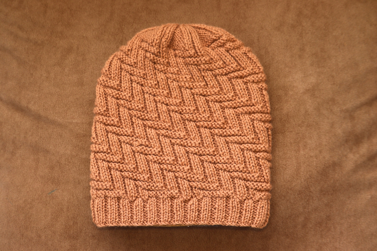 Reversible Beanie Pattern: How to Knit One (Free & Easy Guide for Beginners).